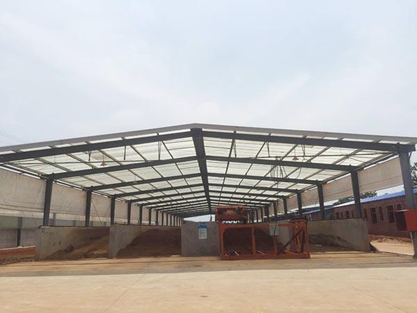 發(fā)酵翻拋機(jī)作業(yè)實例圖片1