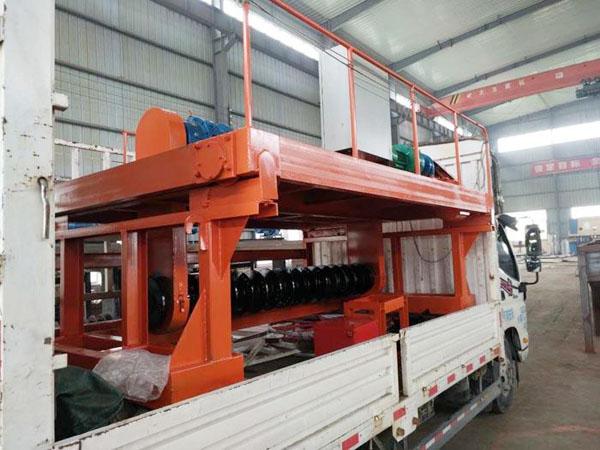 3米整槽式翻拋機(jī)|翻堆機(jī)發(fā)往浙江客戶圖5