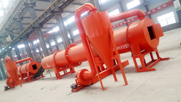 配置有機(jī)肥生產(chǎn)線時如何選擇除塵器？