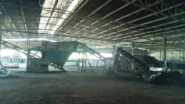 年產(chǎn)量5000噸豬糞有機(jī)肥生產(chǎn)線設(shè)備多少錢？