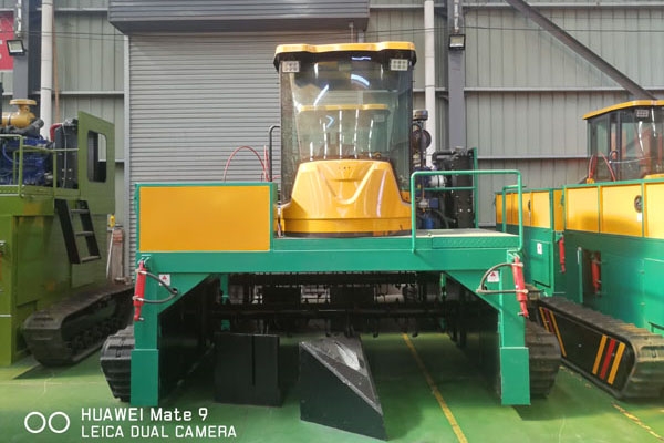 鶴壁有機肥翻堆機設(shè)備廠家地址和電話是多少