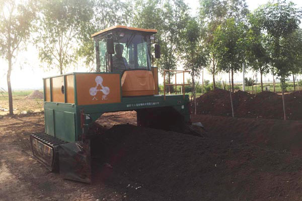 羊糞堆肥發(fā)酵翻堆機(jī)工藝介紹