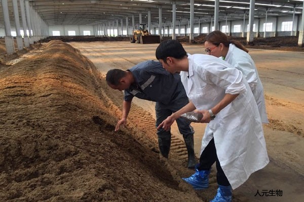 海南生產(chǎn)出的有機肥中有結(jié)塊如何處理？