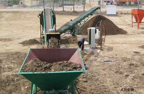 使用豬糞制作有機肥的方法，豬糞堆肥發(fā)酵制作有機肥工藝流程